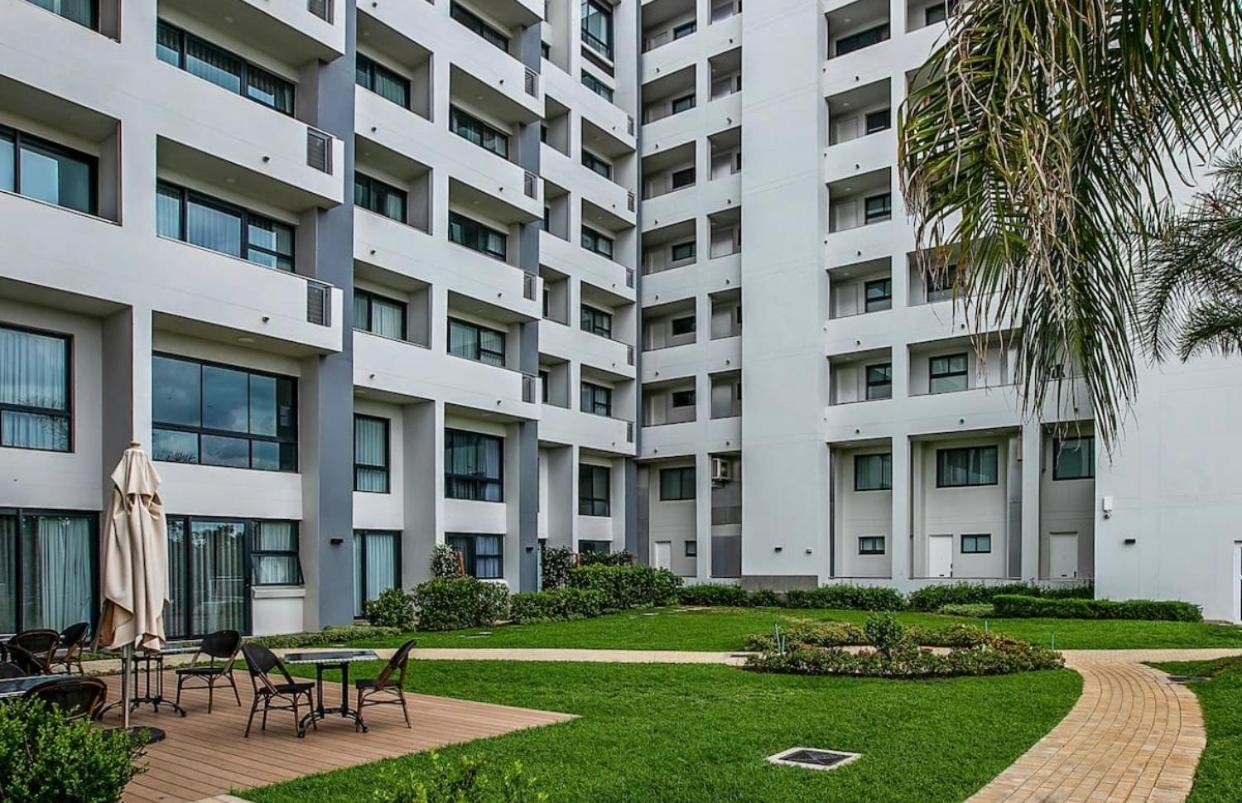 Belarus Appartement Nairobi Buitenkant foto